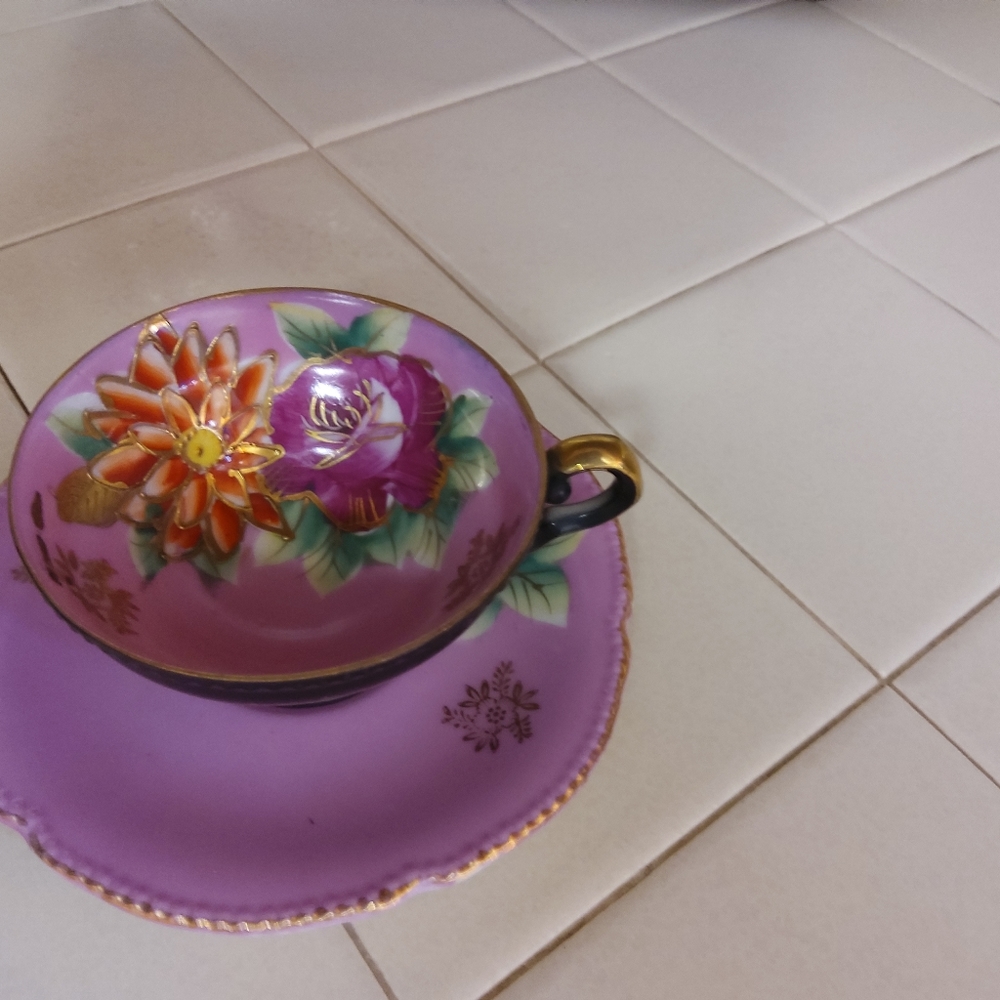 Teacup & Saucer